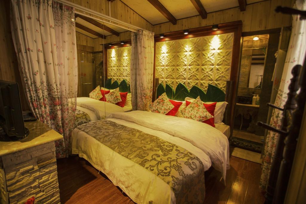Hotel Secret Garden Lijiang  Pokój zdjęcie